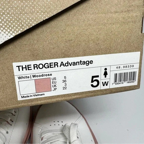 On Running The Roger Advantage Sneaker
Size 5 NEW! - Picture 7 of 7